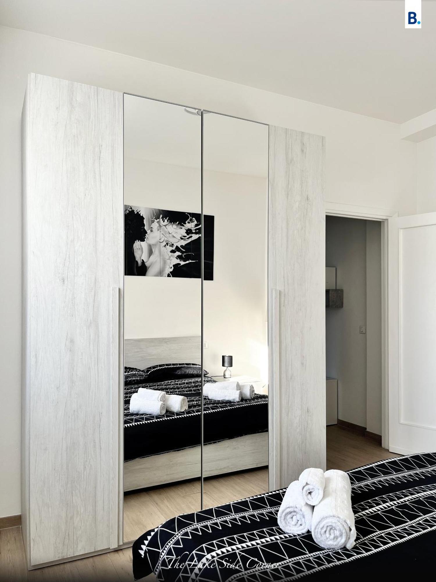 The Lake-Side Corner Apartment 코모 외부 사진